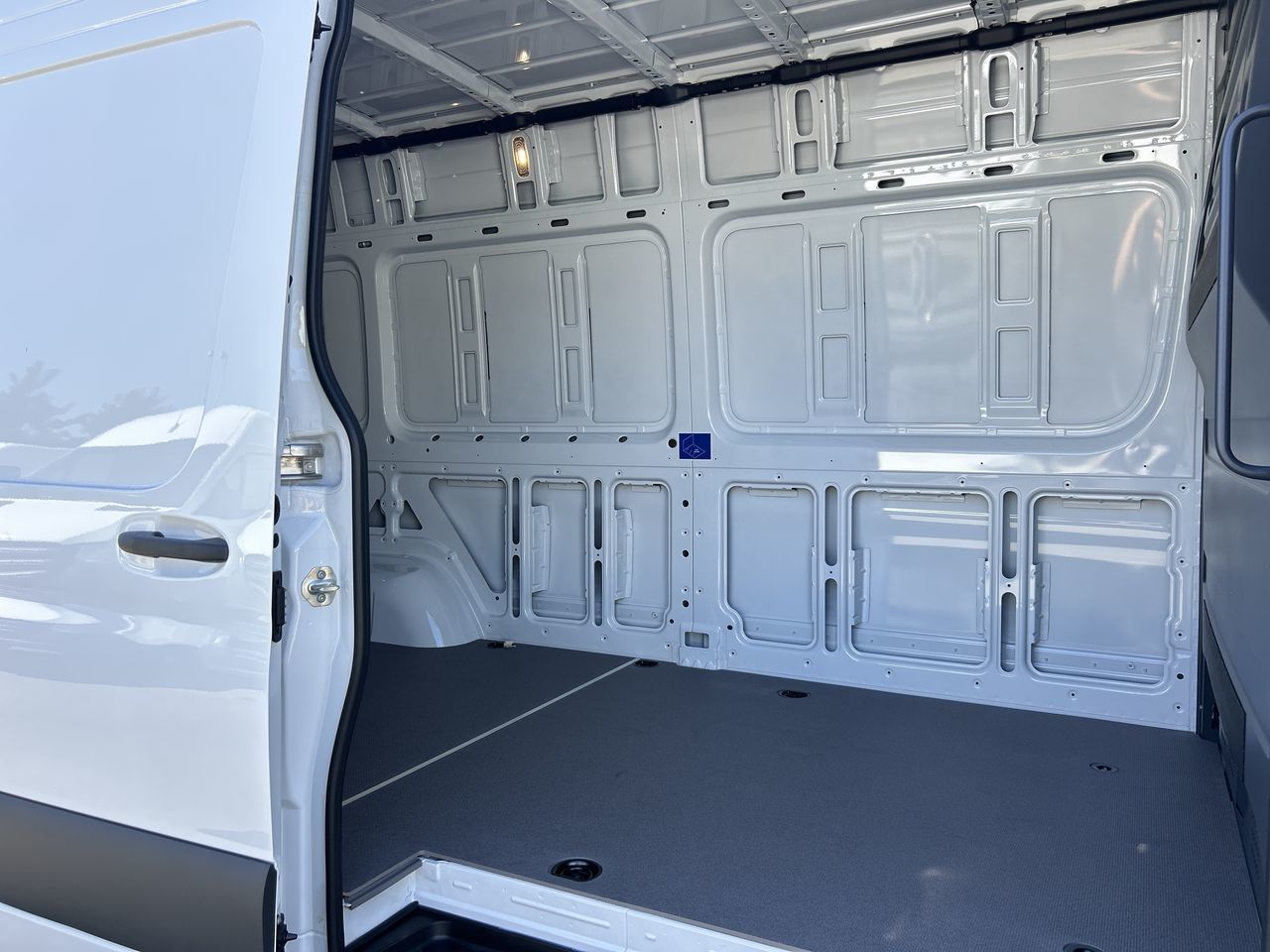 Mercedes-Benz Sprinter 2500  2025 à Vancouver, Colombie-Britannique