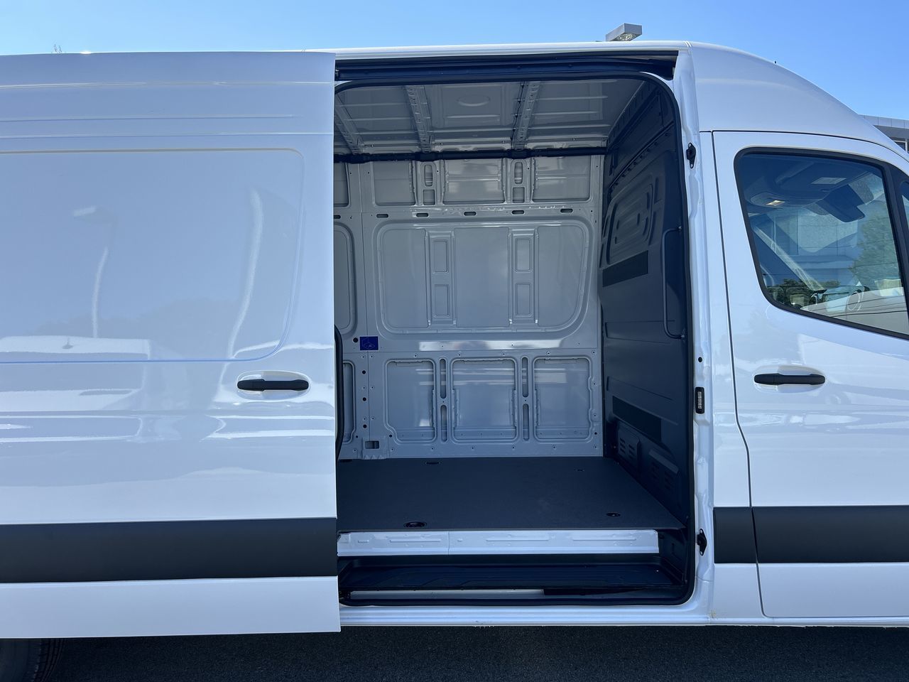 2025 Mercedes-Benz Sprinter 2500 in Vancouver, British Columbia