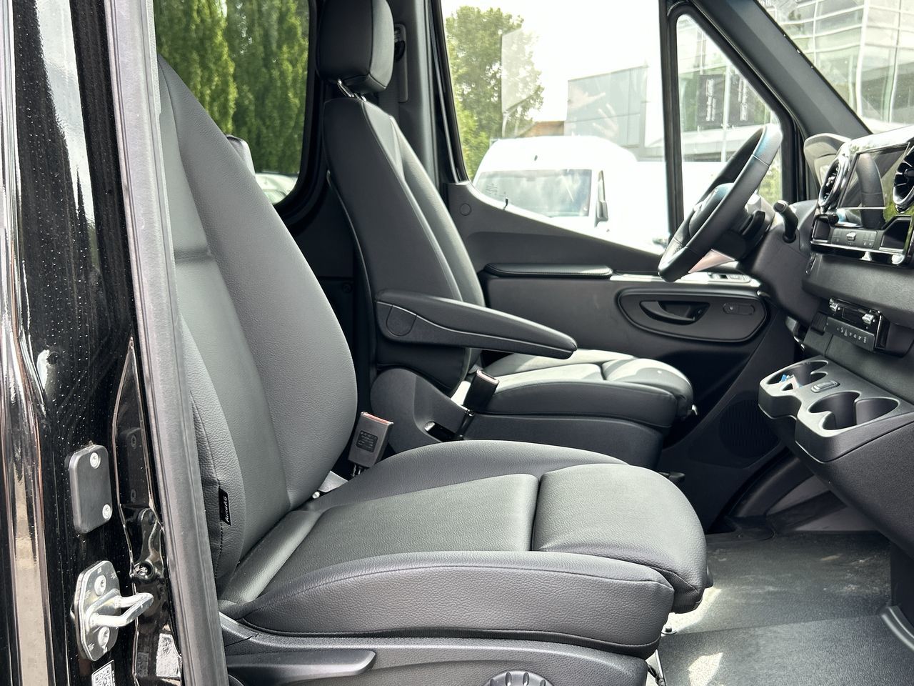 2025 Mercedes-Benz Sprinter 2500 in Vancouver, British Columbia