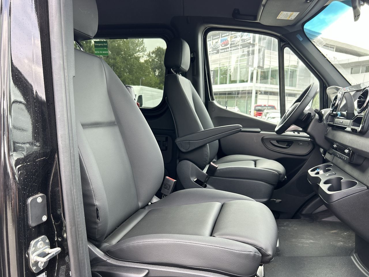 2025 Mercedes-Benz Sprinter 2500