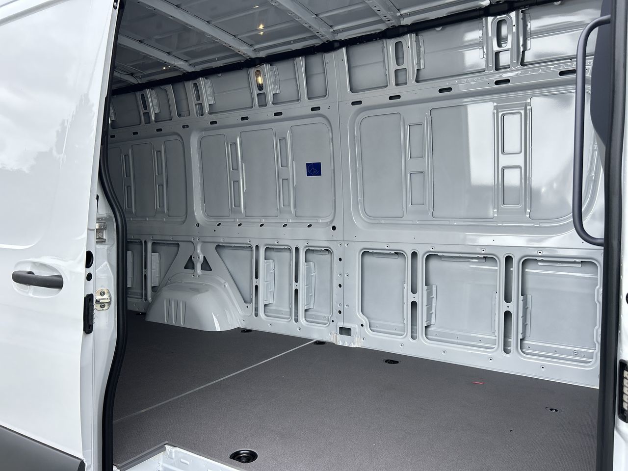 2025 Mercedes-Benz Sprinter 2500 in Vancouver, British Columbia