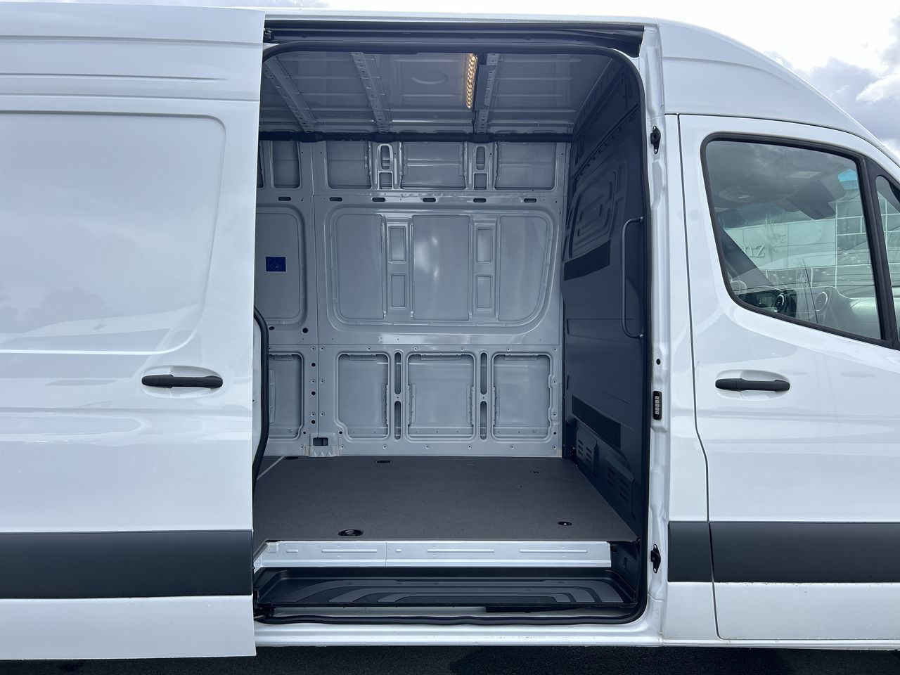 2025 Mercedes-Benz Sprinter 2500 in Vancouver, British Columbia