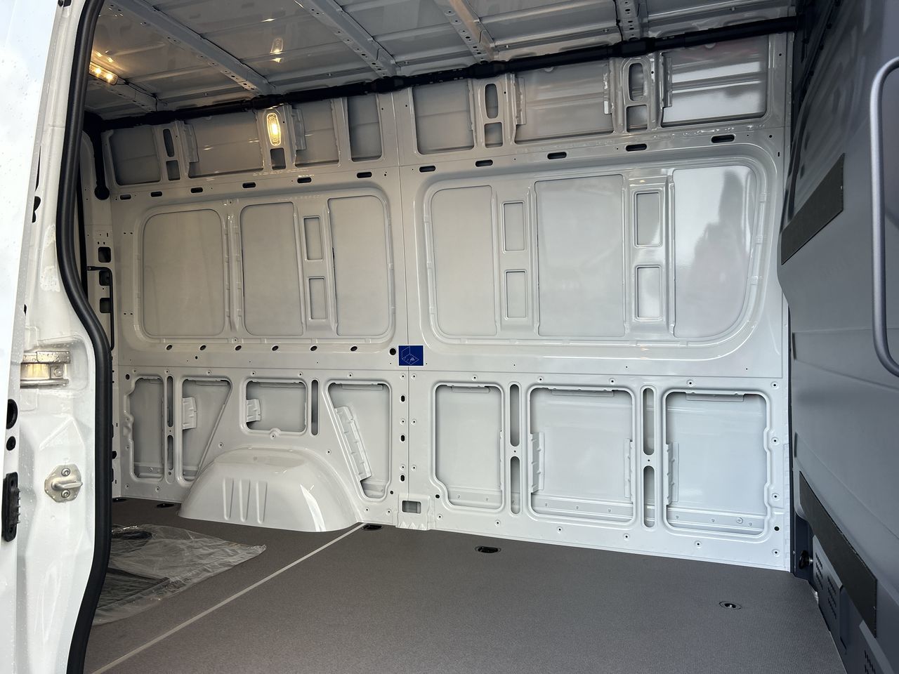 2025 Mercedes-Benz Sprinter 2500 in Vancouver, British Columbia