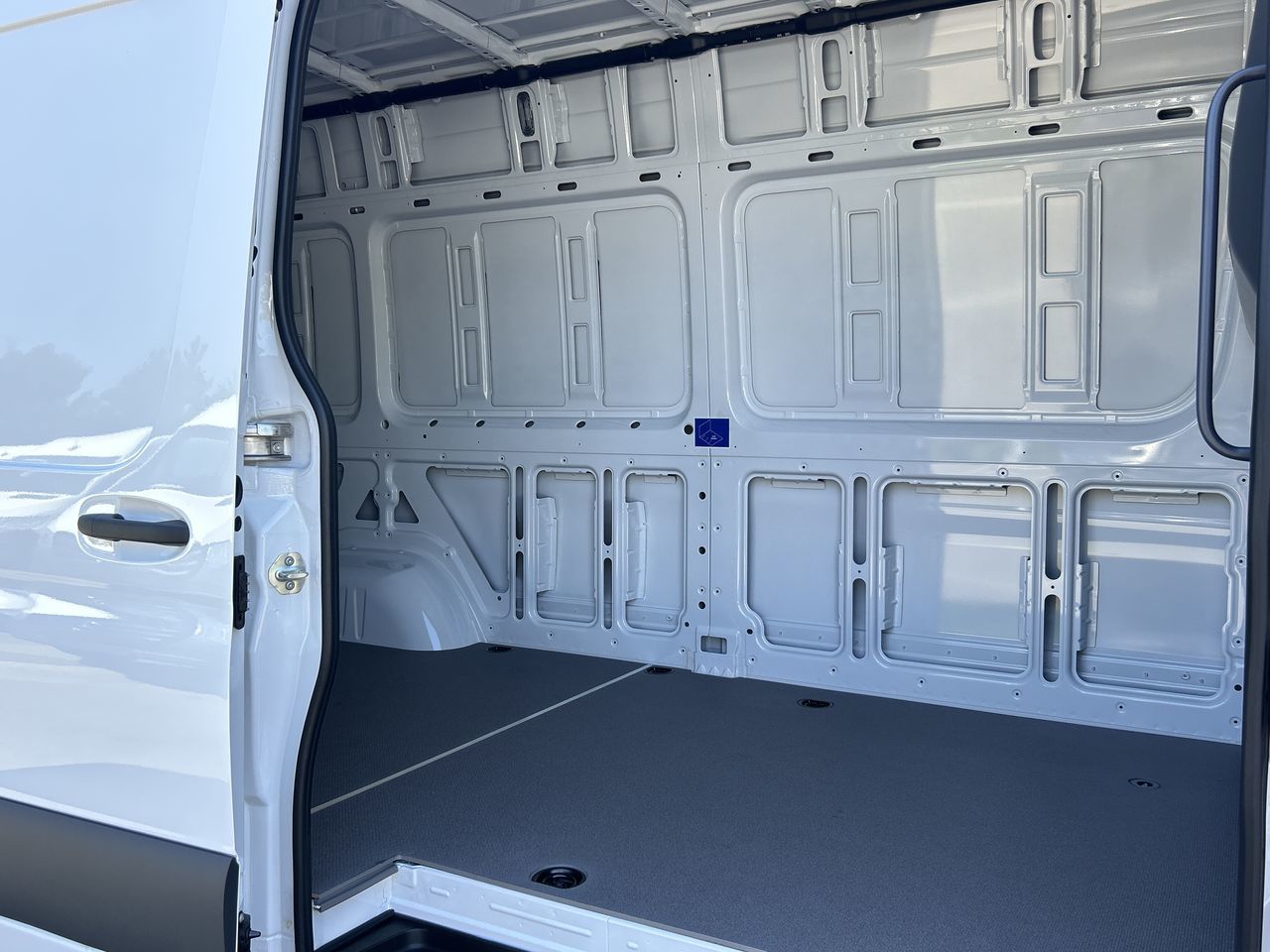 Mercedes-Benz Sprinter 2500  2025 à Vancouver, Colombie-Britannique