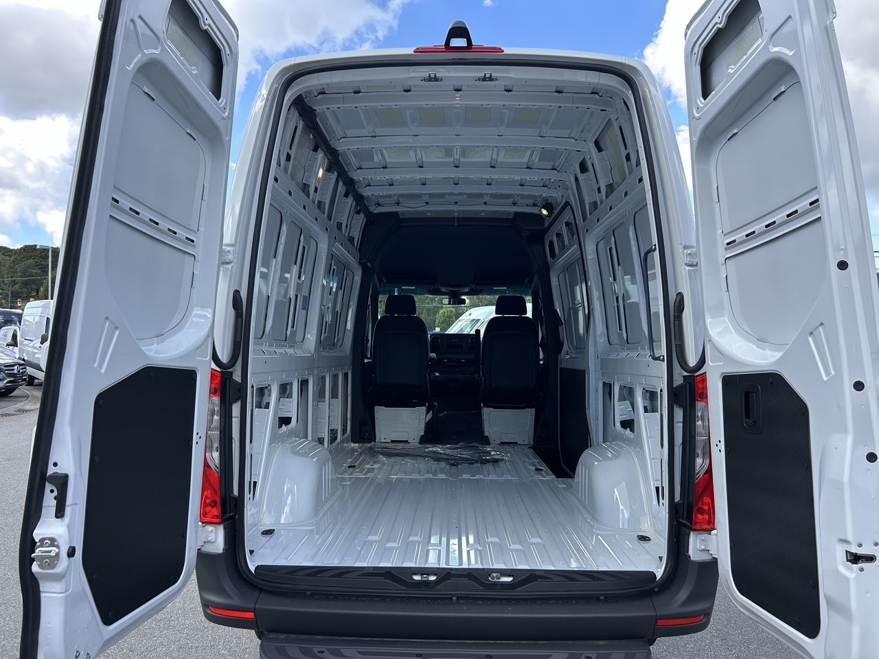 Mercedes-Benz Sprinter 2500  2025 à Vancouver, Colombie-Britannique