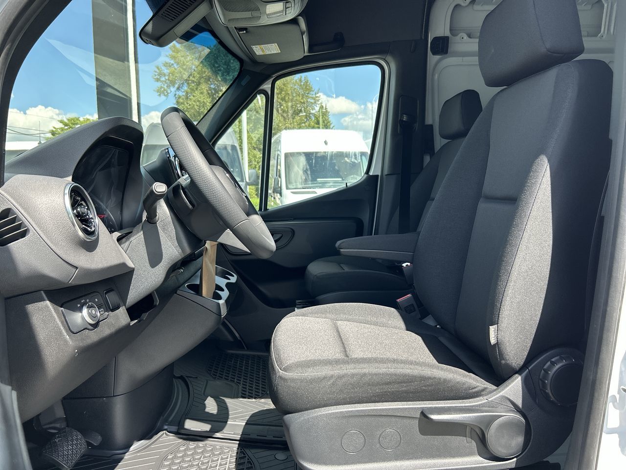 Mercedes-Benz Sprinter 2500  2025 à Vancouver, Colombie-Britannique