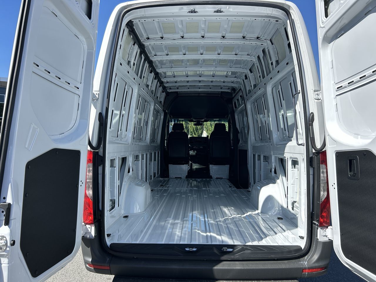 2025 Mercedes-Benz Sprinter 2500 in Vancouver, British Columbia