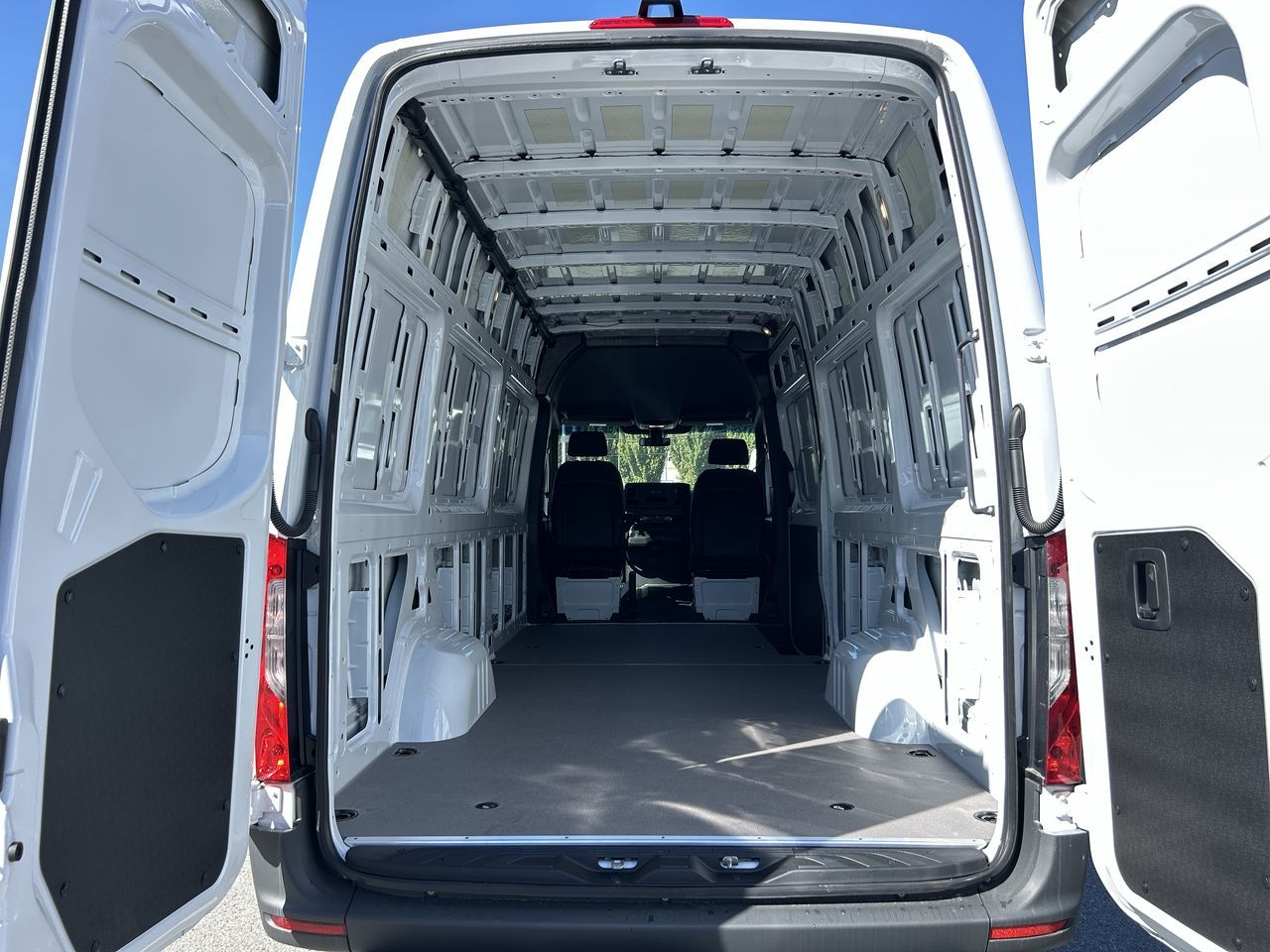 Mercedes-Benz Sprinter 2500  2025 à Vancouver, Colombie-Britannique