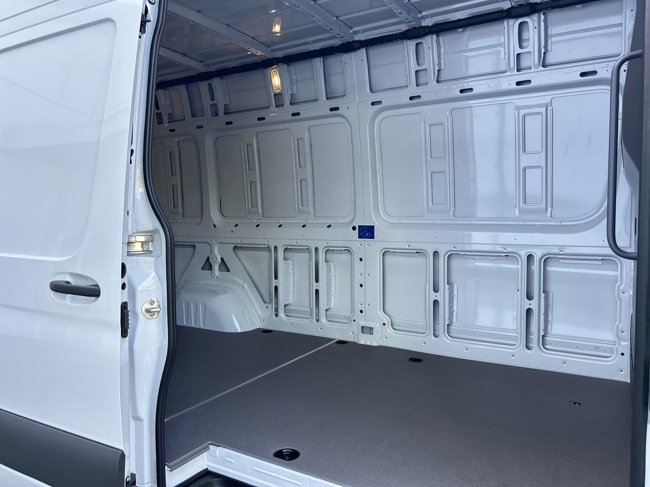 2025 Mercedes-Benz Sprinter 2500 in Vancouver, British Columbia