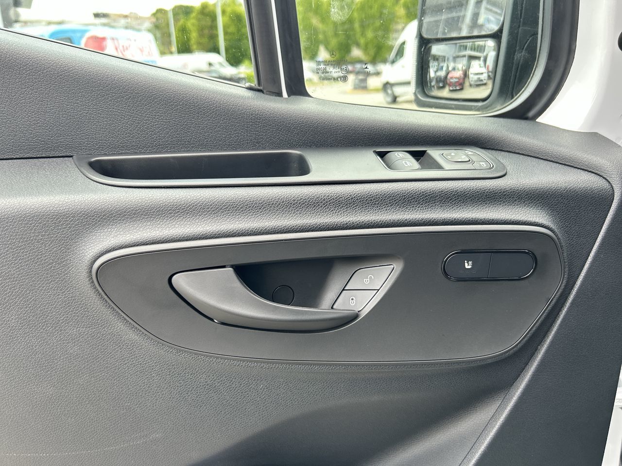 2025 Mercedes-Benz Sprinter 2500