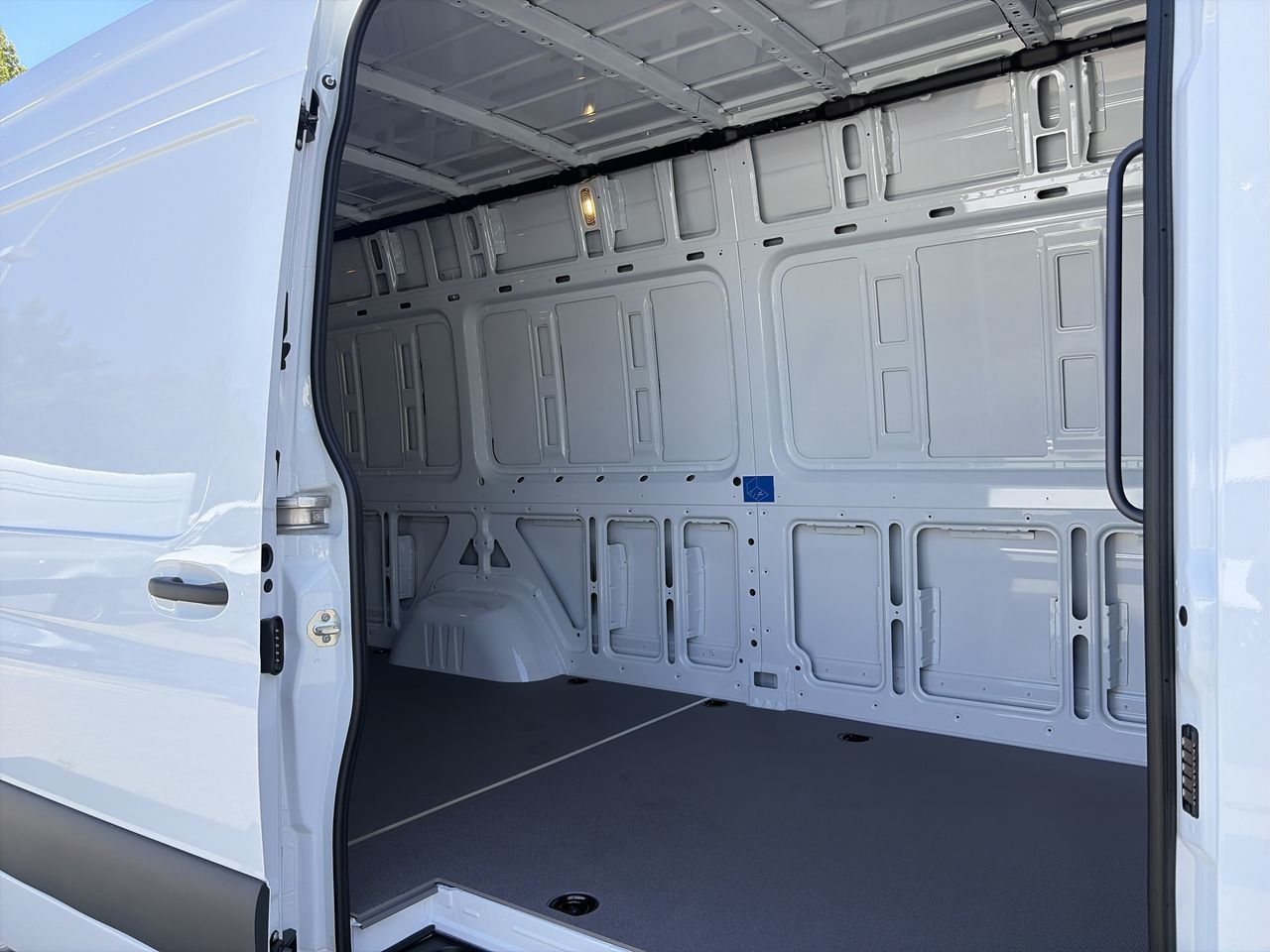 2026 Mercedes-Benz Sprinter 2500
