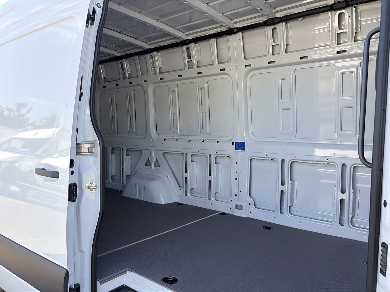 2026 Mercedes-Benz Sprinter 2500 in Vancouver, British Columbia