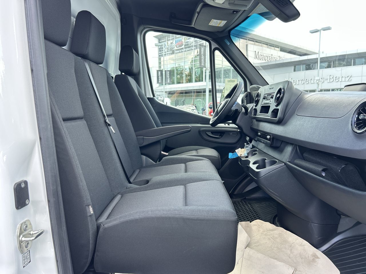 2025 Mercedes-Benz Sprinter 3500XD