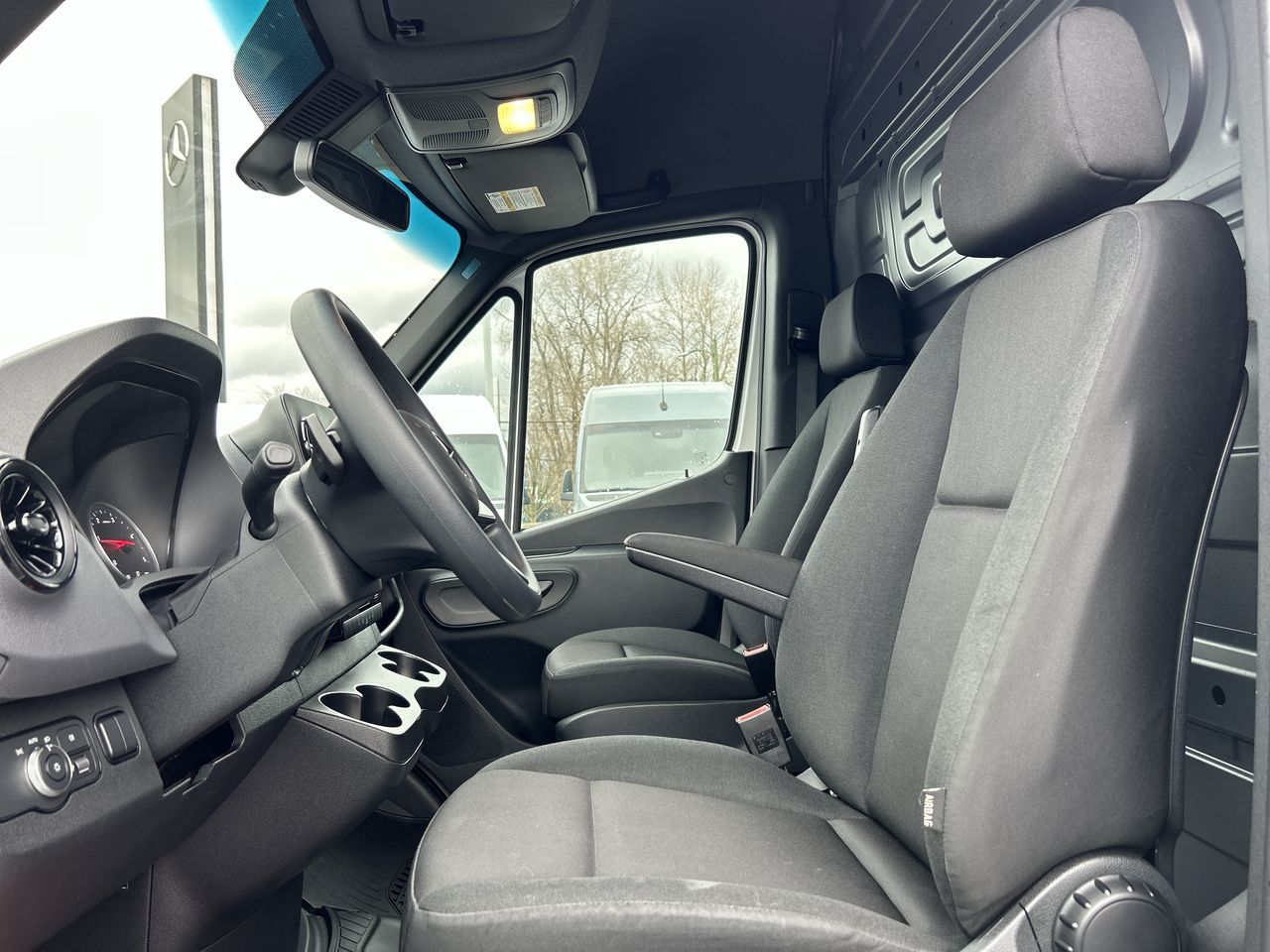 Mercedes-Benz Sprinter 2500  2024 à Vancouver, Colombie-Britannique