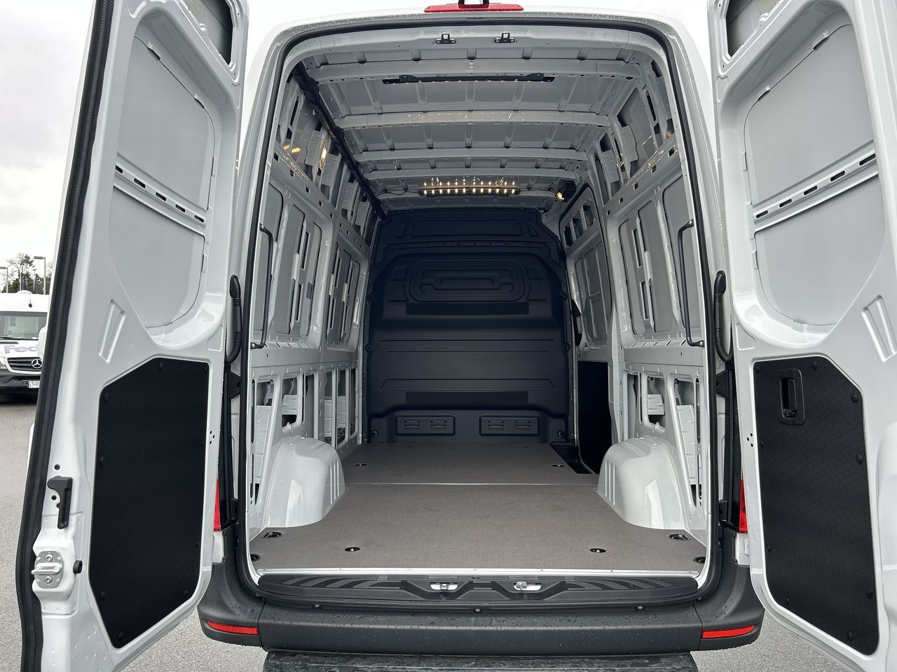 Mercedes-Benz Sprinter 2500  2025 à Vancouver, Colombie-Britannique
