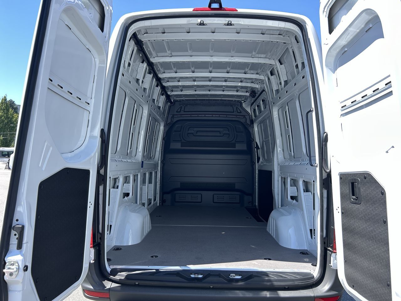 2025 Mercedes-Benz Sprinter 2500 in Vancouver, British Columbia