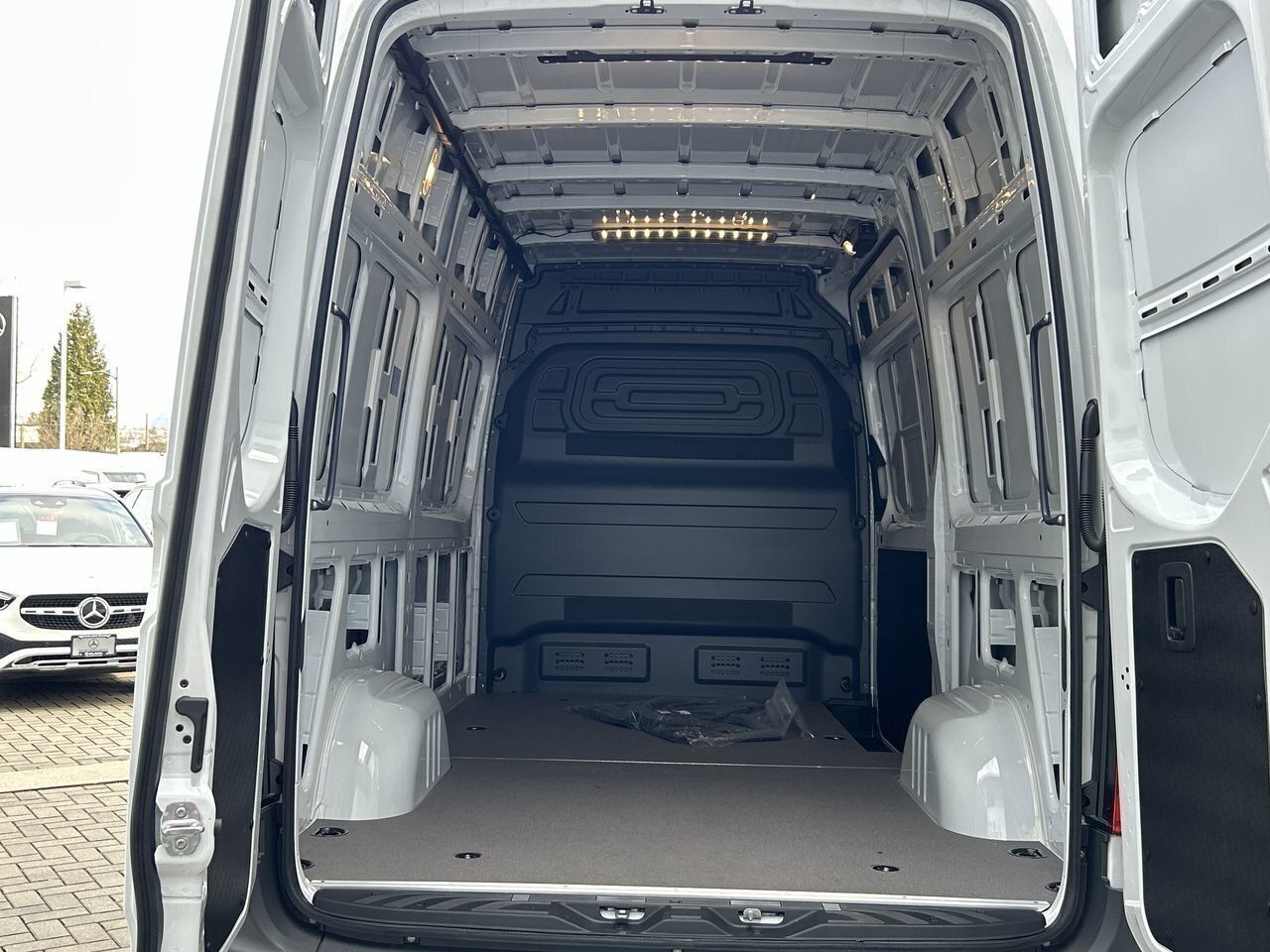 2025 Mercedes-Benz Sprinter 2500 in Vancouver, British Columbia