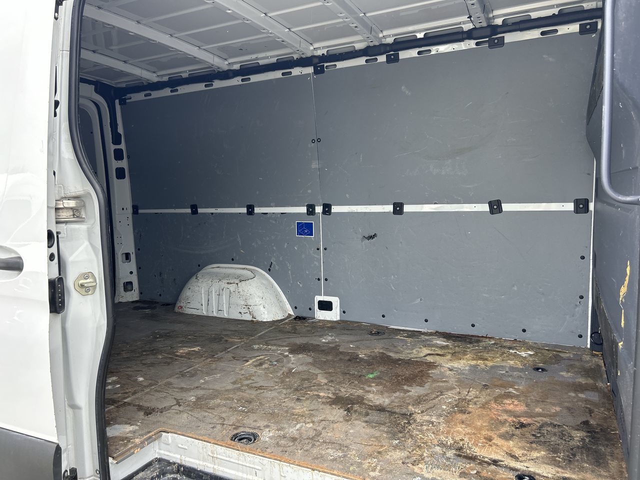 Mercedes-Benz Sprinter V6 2500 Cargo 144  2019 à Vancouver, Colombie-Britannique