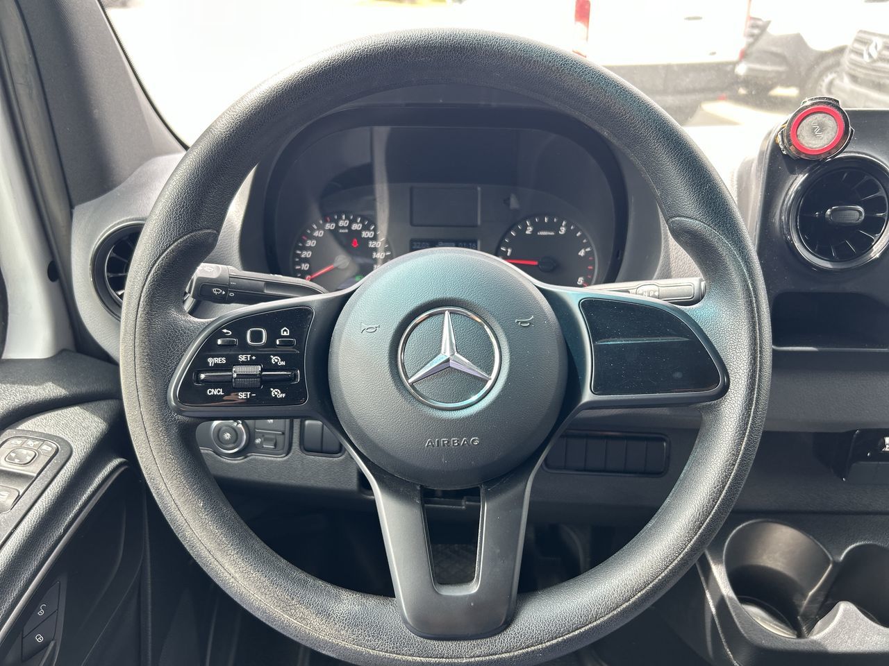 Mercedes-Benz Sprinter V6 2500 Cargo 144  2019 à Vancouver, Colombie-Britannique