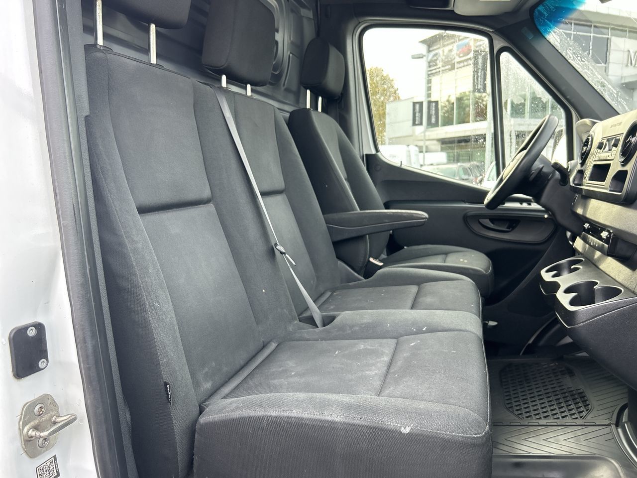 2019 Mercedes-Benz Sprinter V6 2500 Cargo 144