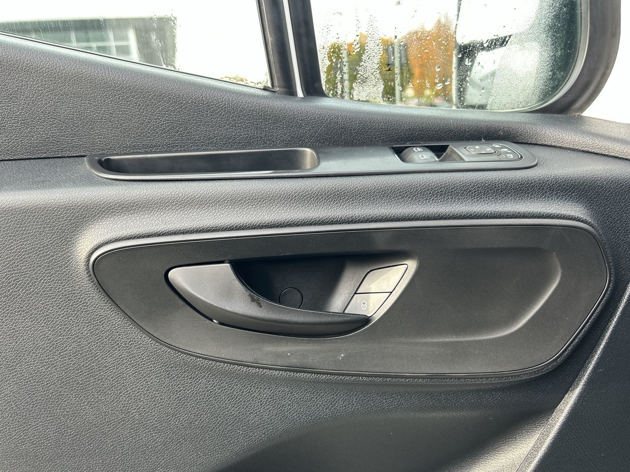 2019 Mercedes-Benz Sprinter V6 2500 Cargo 144