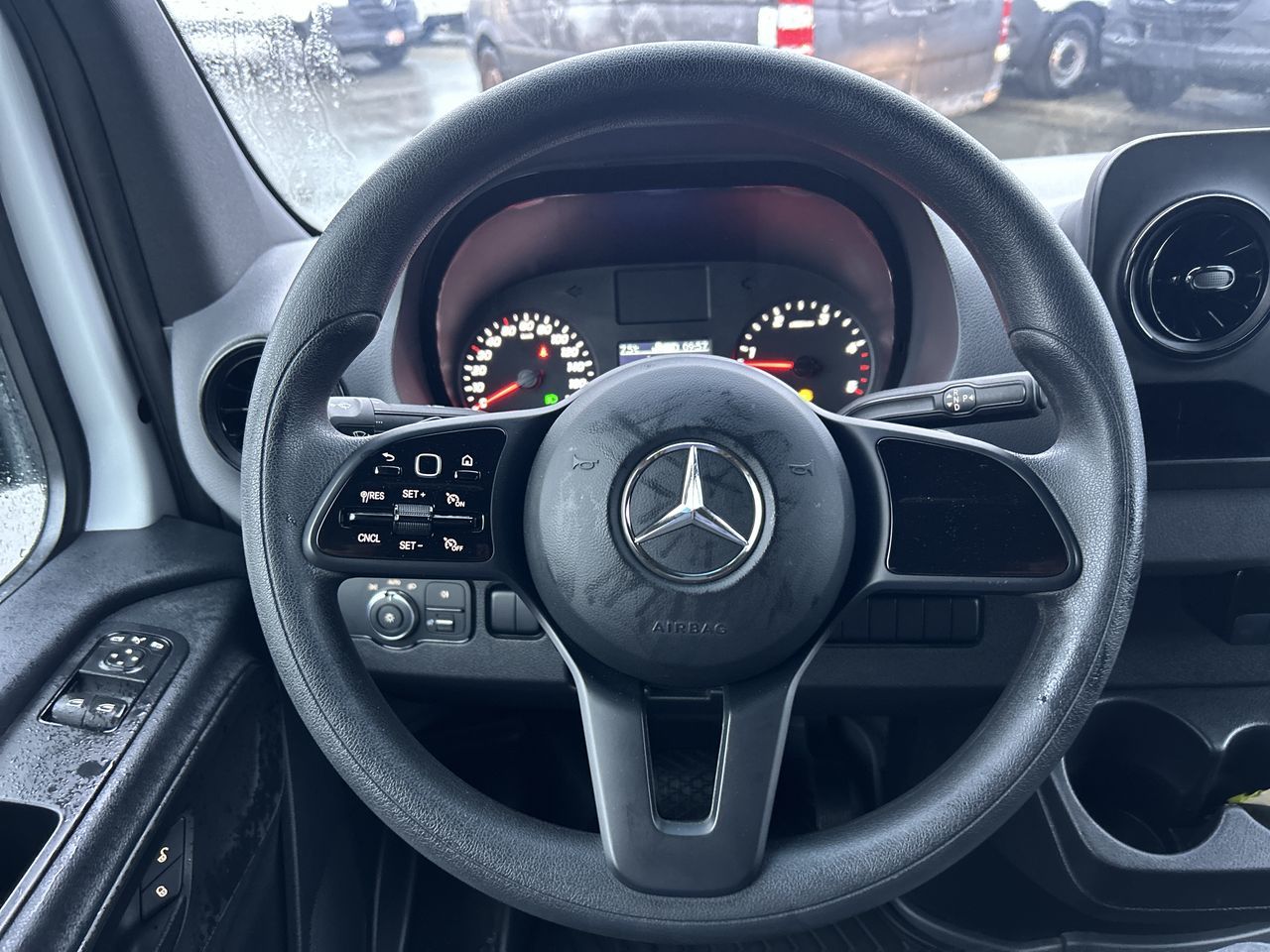 Mercedes-Benz Sprinter V6 2500 Cargo 144  2020 à Vancouver, Colombie-Britannique