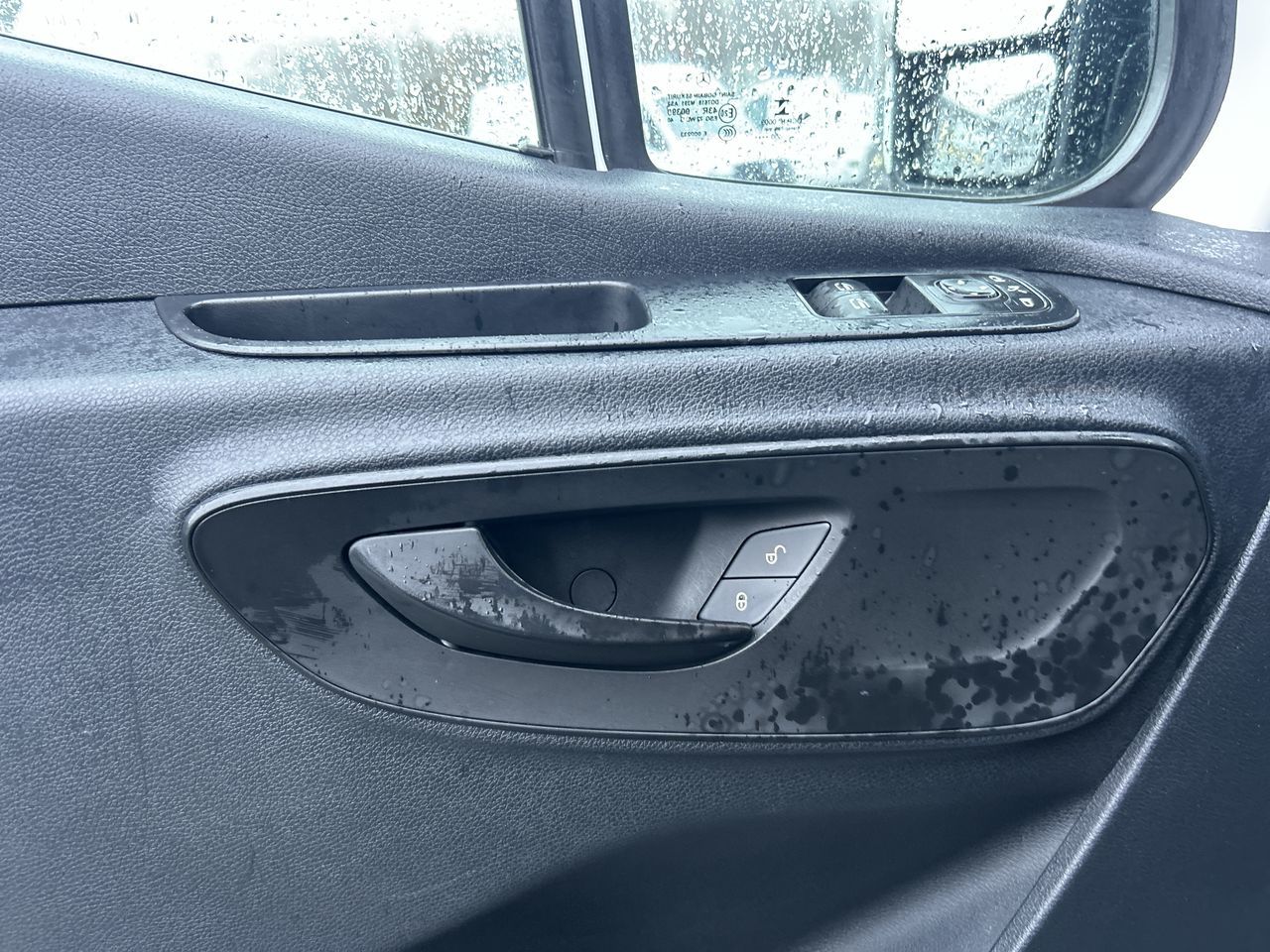 Mercedes-Benz Sprinter V6 2500 Cargo 144  2020 à Vancouver, Colombie-Britannique