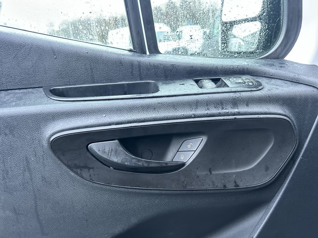 Mercedes-Benz Sprinter V6 2500 Cargo 170  2019 à Vancouver, Colombie-Britannique