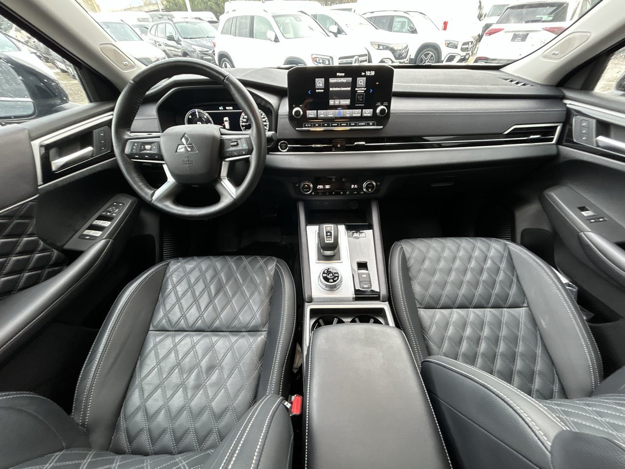 2024 Mitsubishi Outlander Plug-In Hybrid