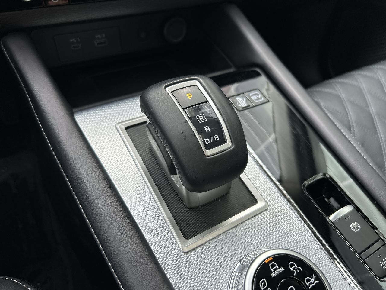 2024 Mitsubishi Outlander Plug-In Hybrid