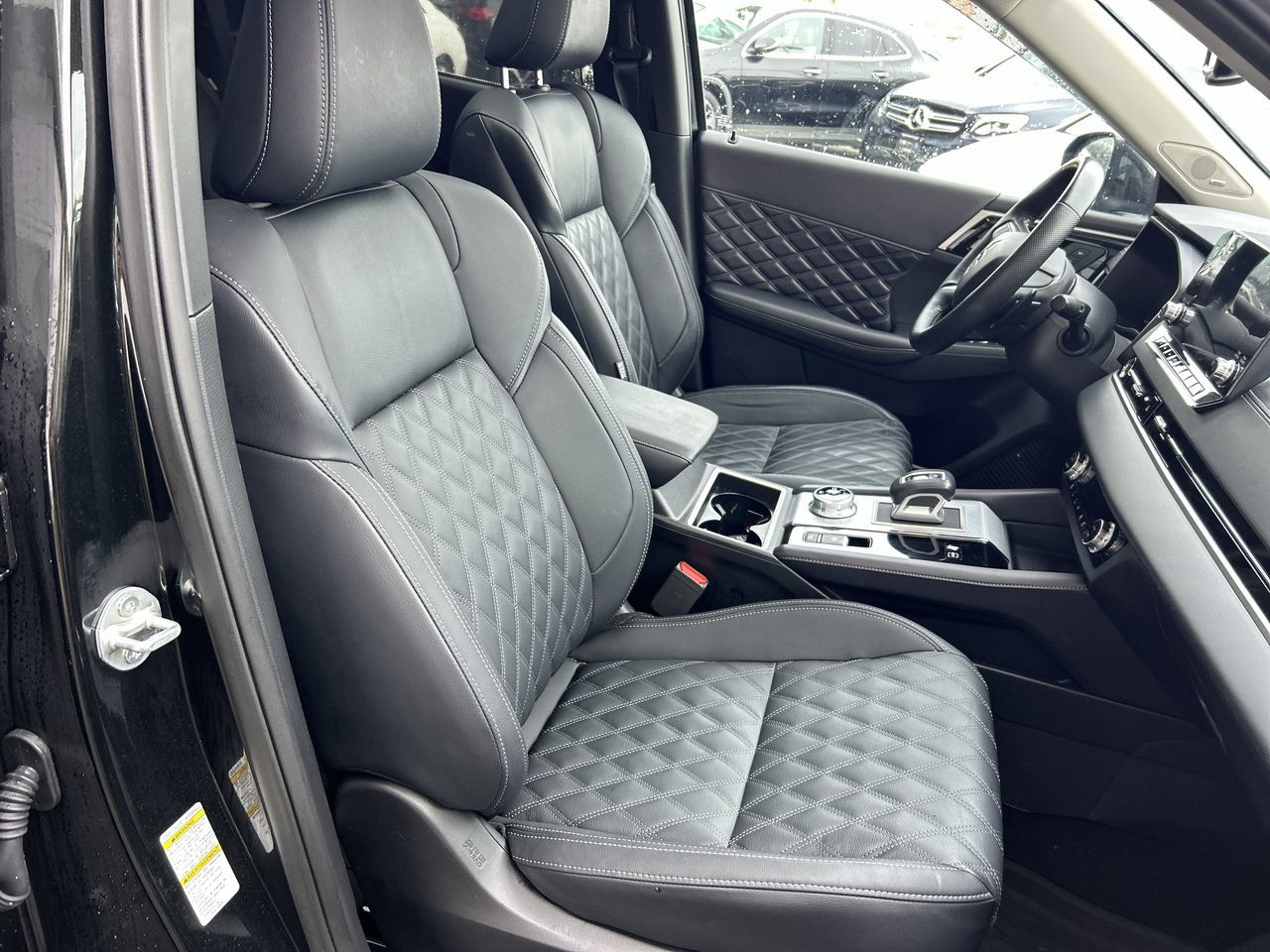 2024 Mitsubishi Outlander Plug-In Hybrid