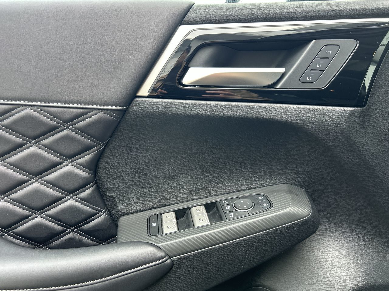 2024 Mitsubishi Outlander Plug-In Hybrid