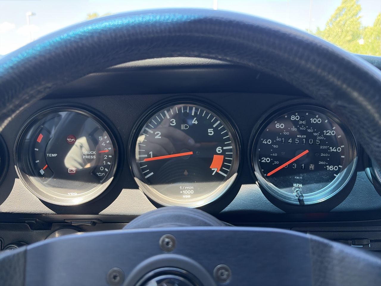 1988  911