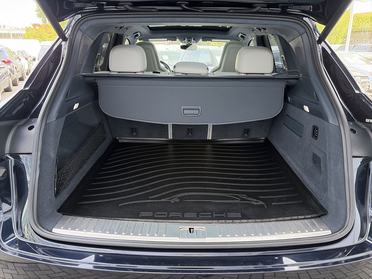 2019  Cayenne