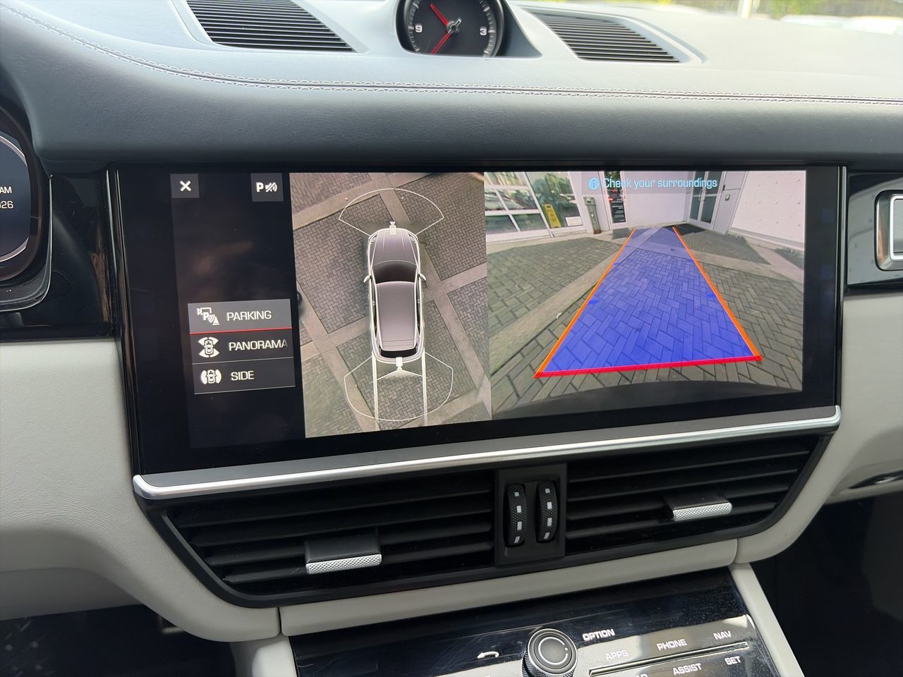 2019  Cayenne