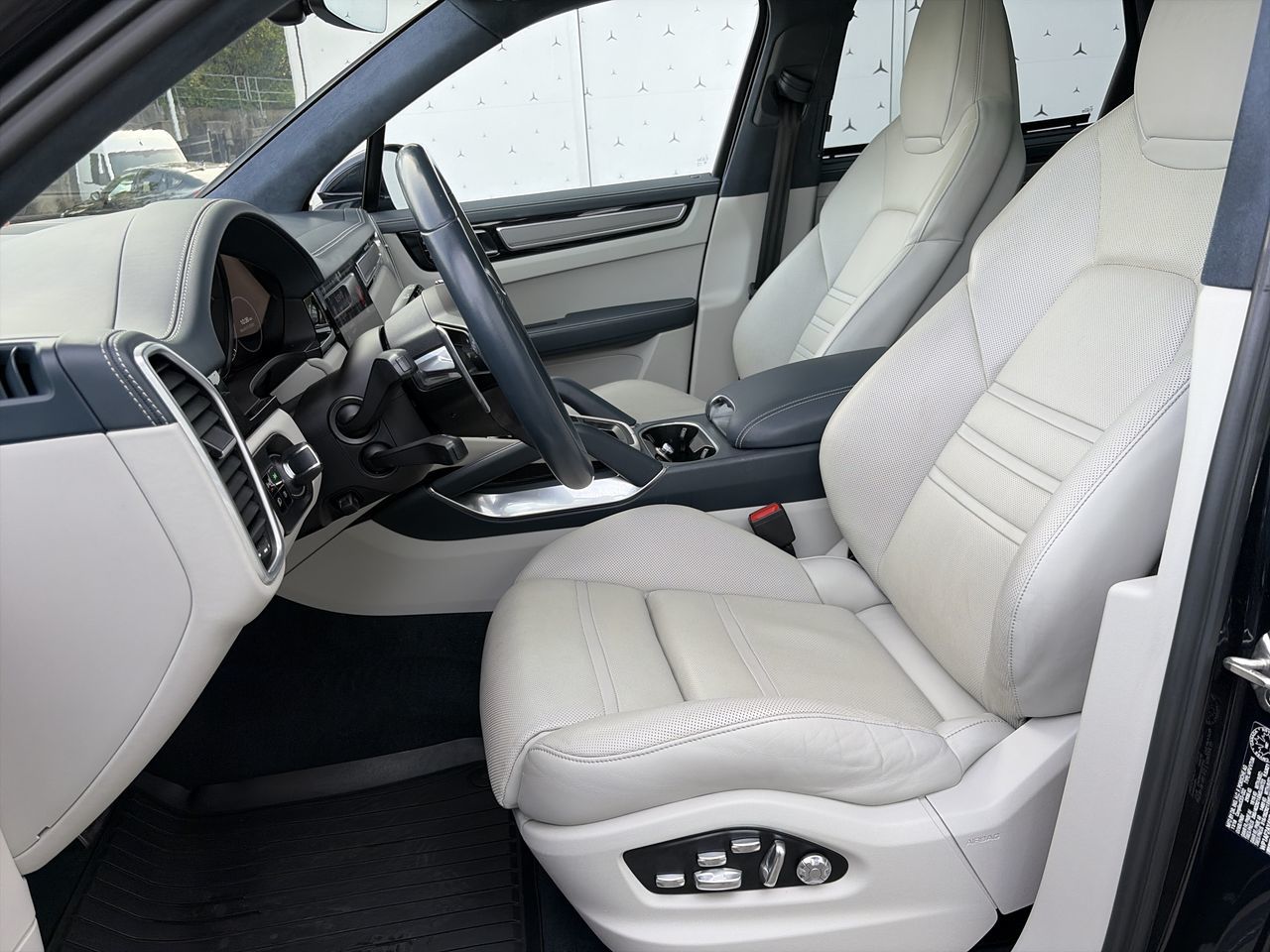 2019  Cayenne