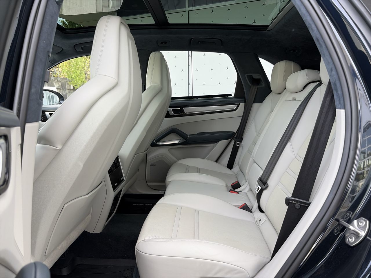 2019  Cayenne