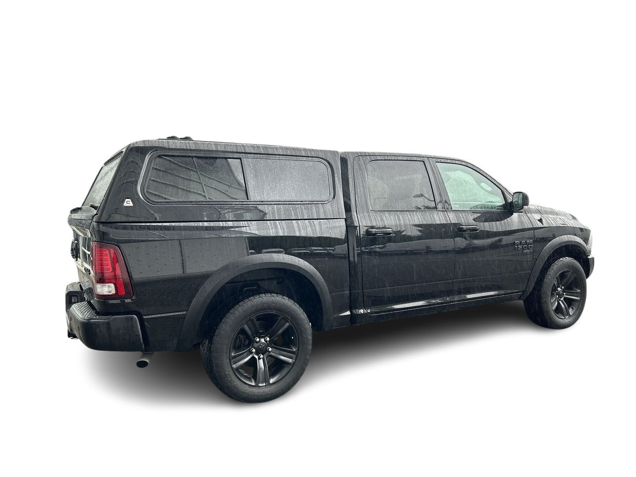 Ram RAM 1500 Classic Crew Cab 4x4 (DS)  2022 à Vancouver, Colombie-Britannique