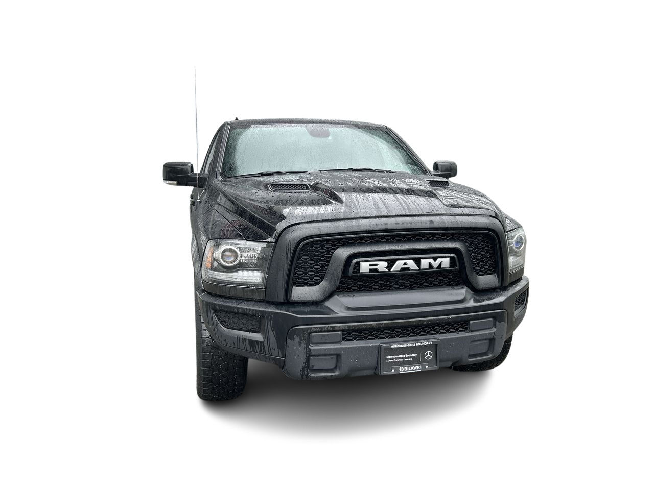 Ram RAM 1500 Classic Crew Cab 4x4 (DS)  2022 à Vancouver, Colombie-Britannique