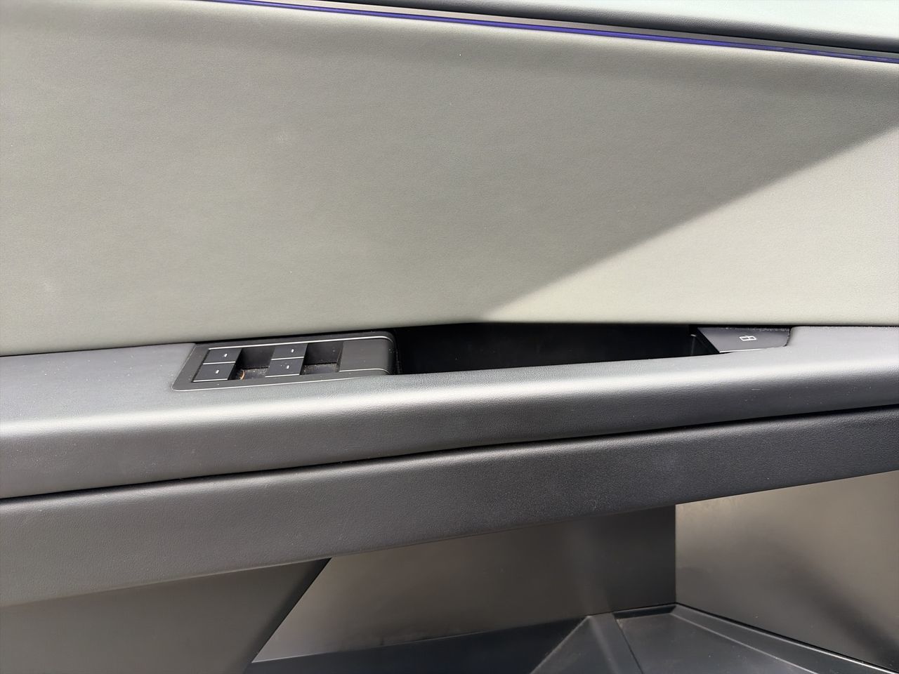 2024 Tesla Cybertruck