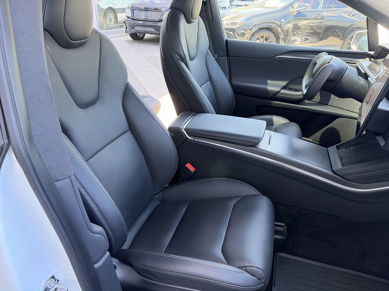 Tesla Model X  2022 à Vancouver, Colombie-Britannique