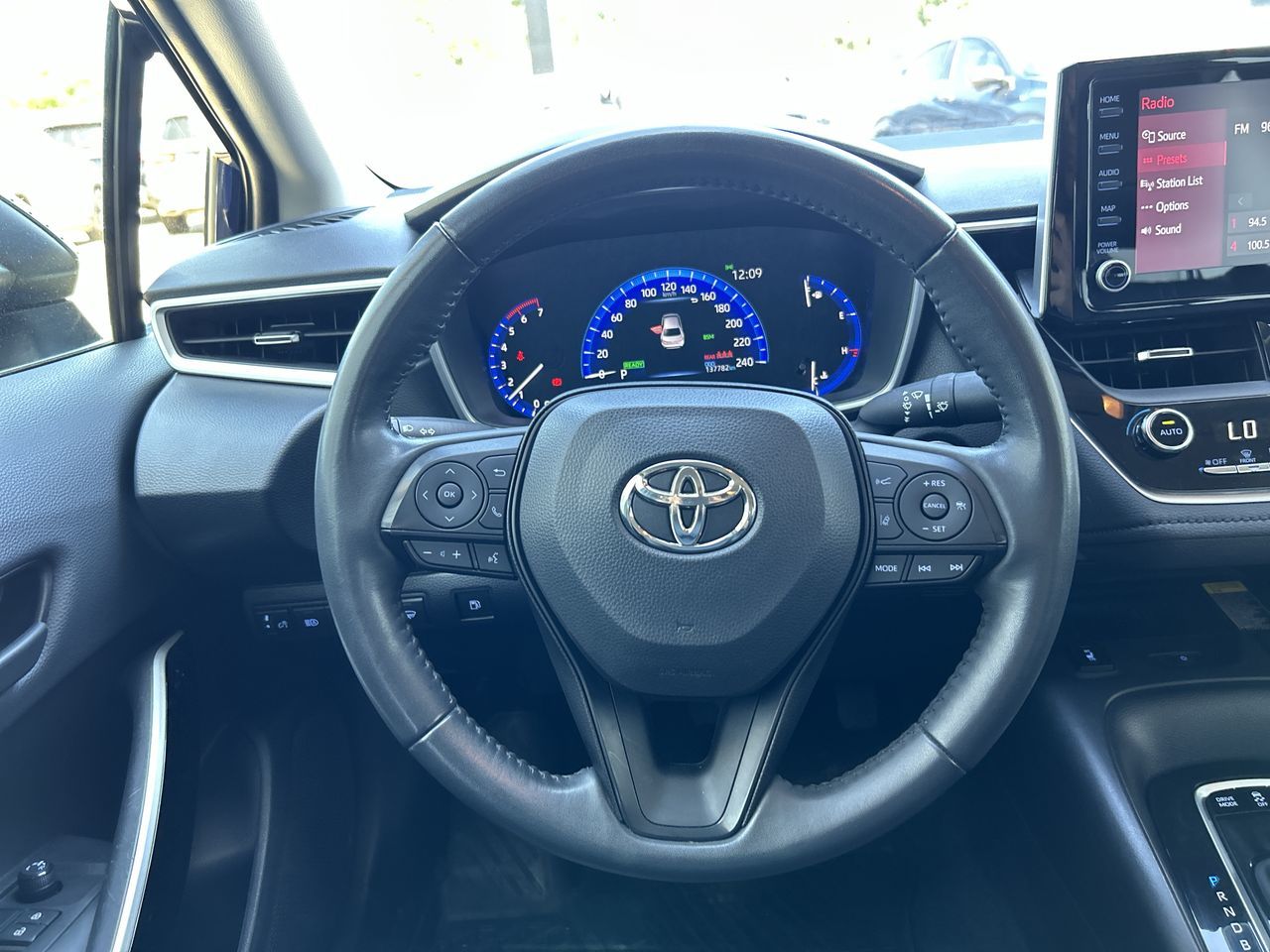 Toyota COROLLA HYBRID  2022 à Vancouver, Colombie-Britannique