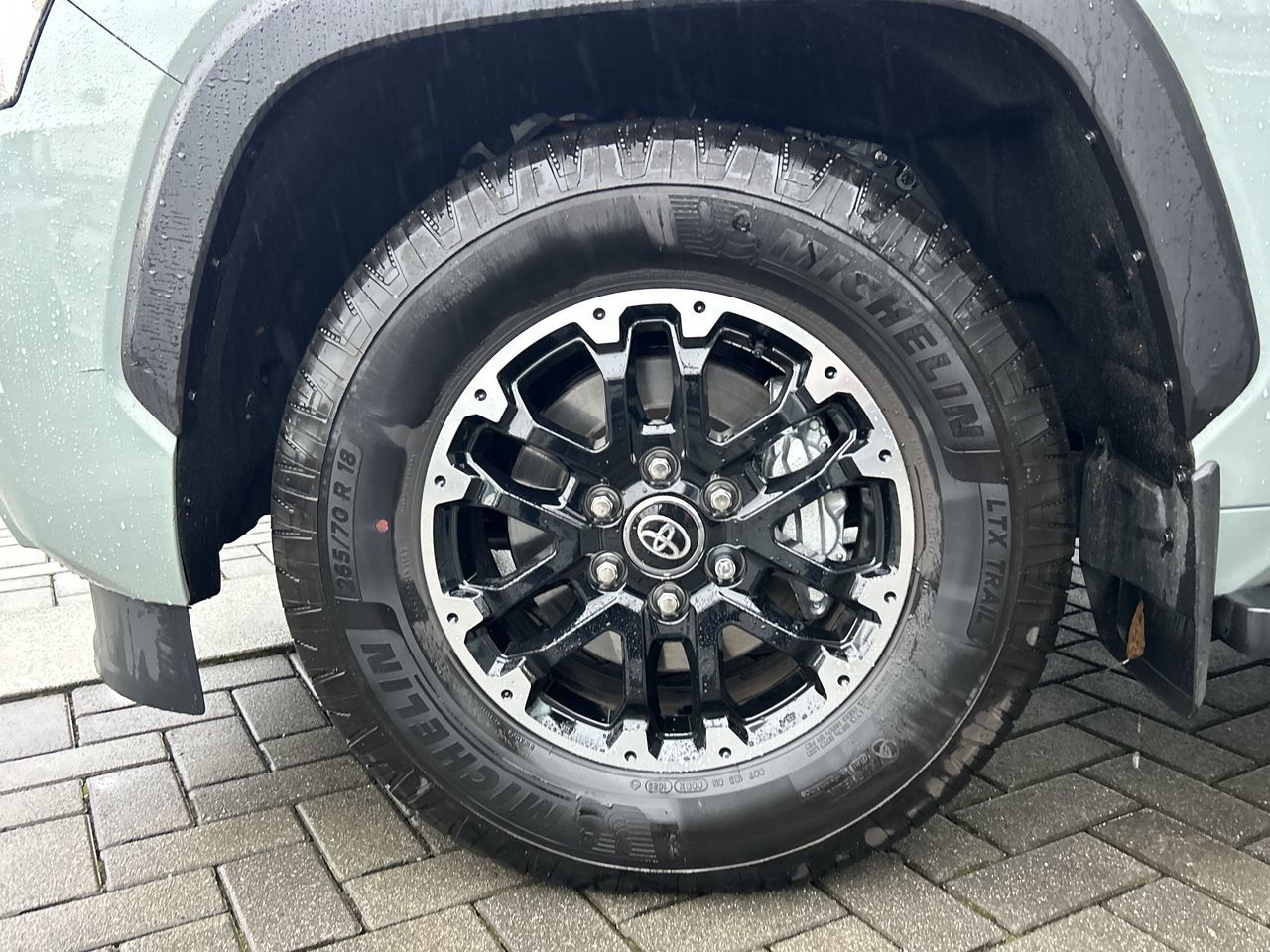 2025 Toyota Sequoia Hybrid