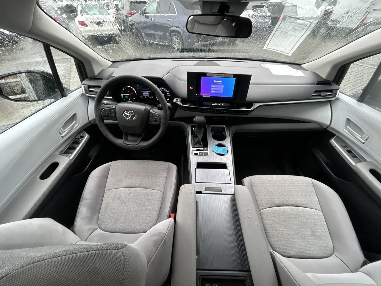 2025 Toyota Sienna Hybrid