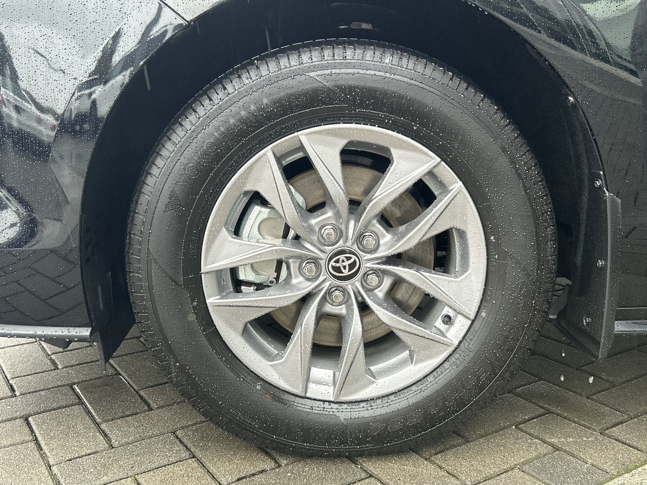 2025 Toyota Sienna Hybrid