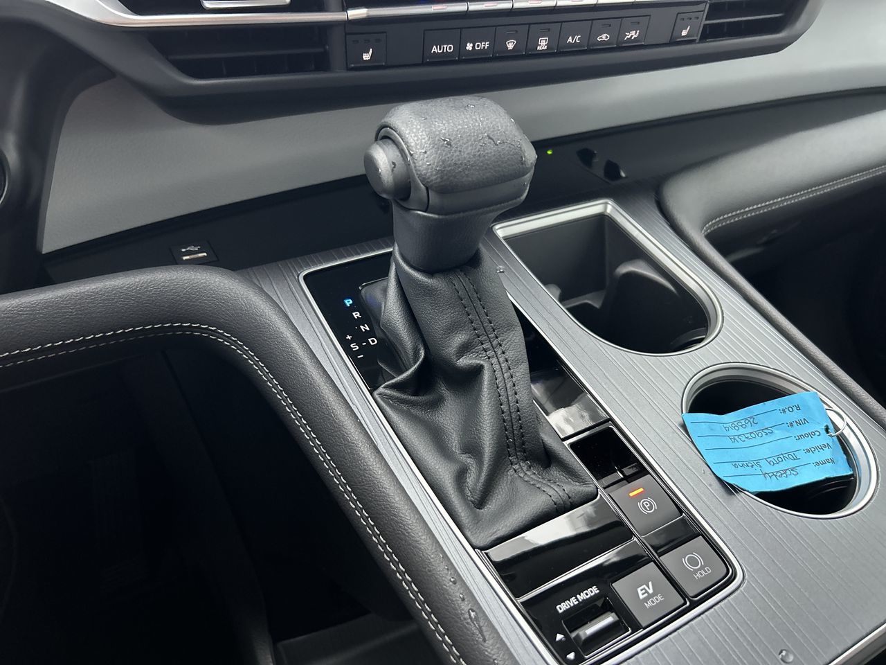 2025 Toyota Sienna Hybrid