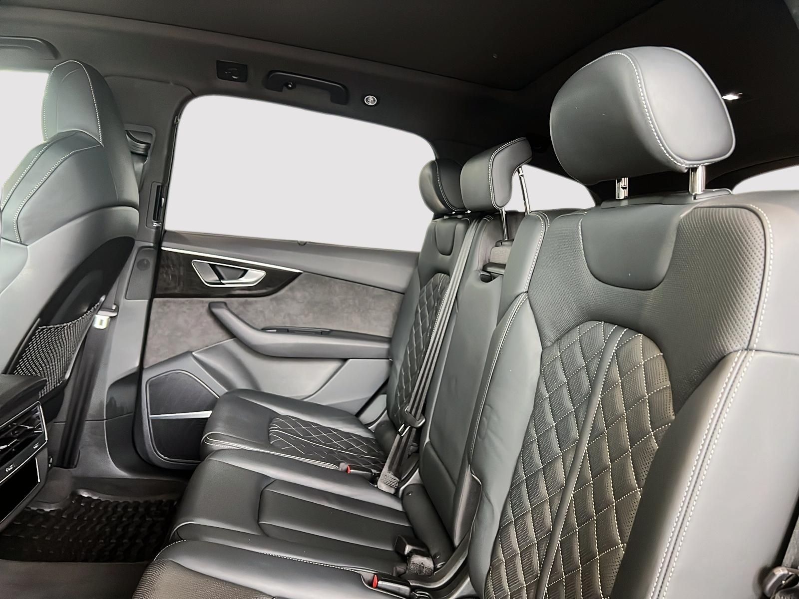 Photo 2021 Audi SQ7 4.0T quattro 8sp Tiptronic #4