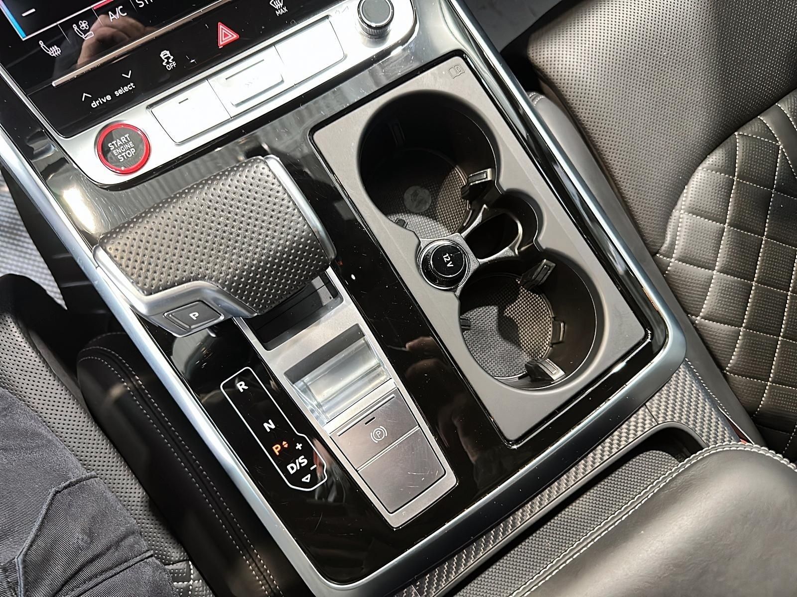 Photo 2025 Audi SQ7 4.0 TFSI quattro #8