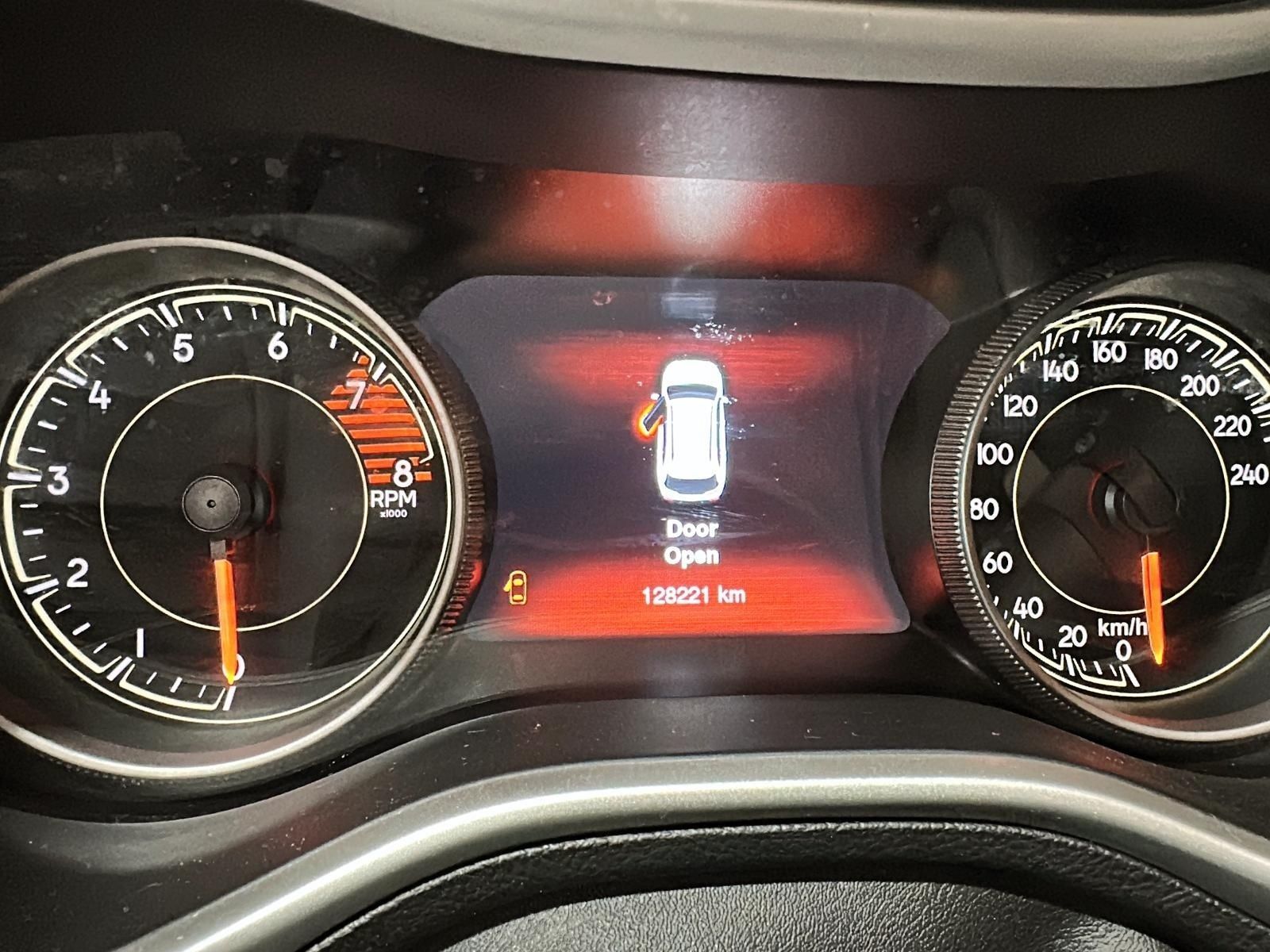 Photo 2016 Jeep Cherokee 4x4 Trailhawk #6