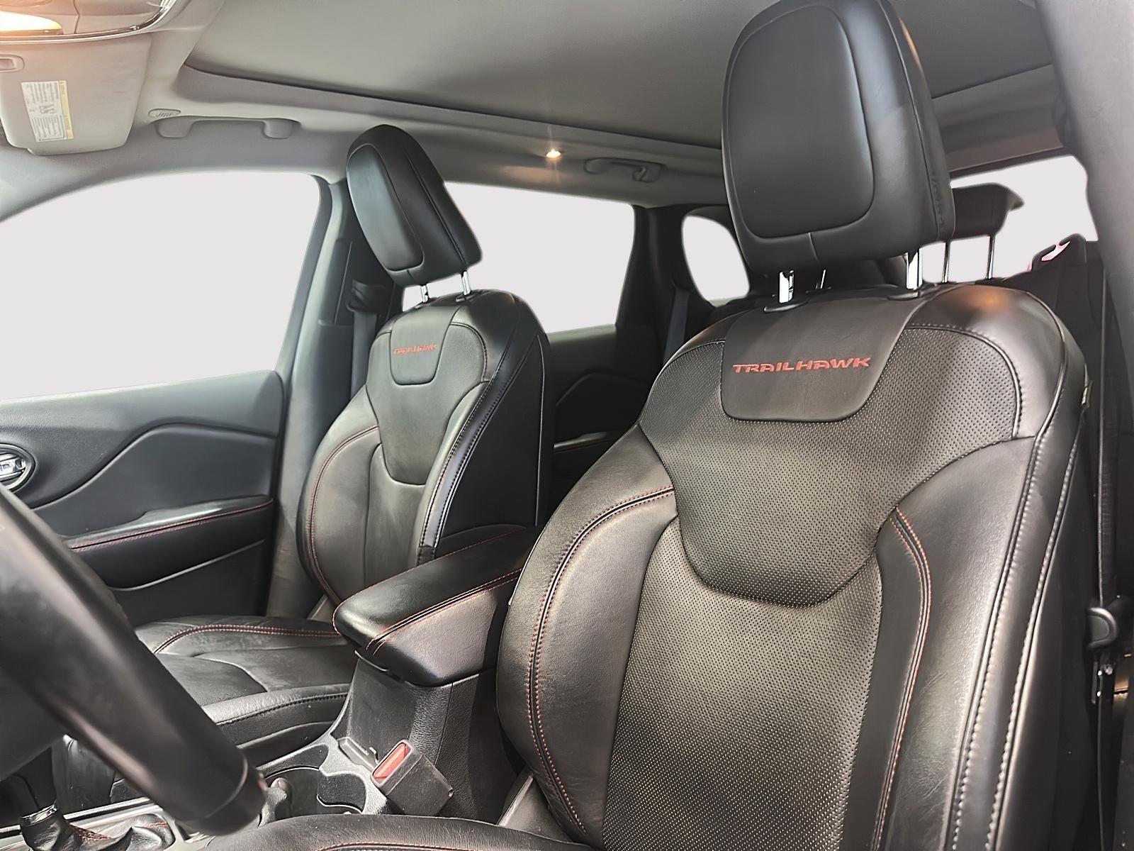 Photo 2020 Jeep Cherokee 4x4 Trailhawk #3